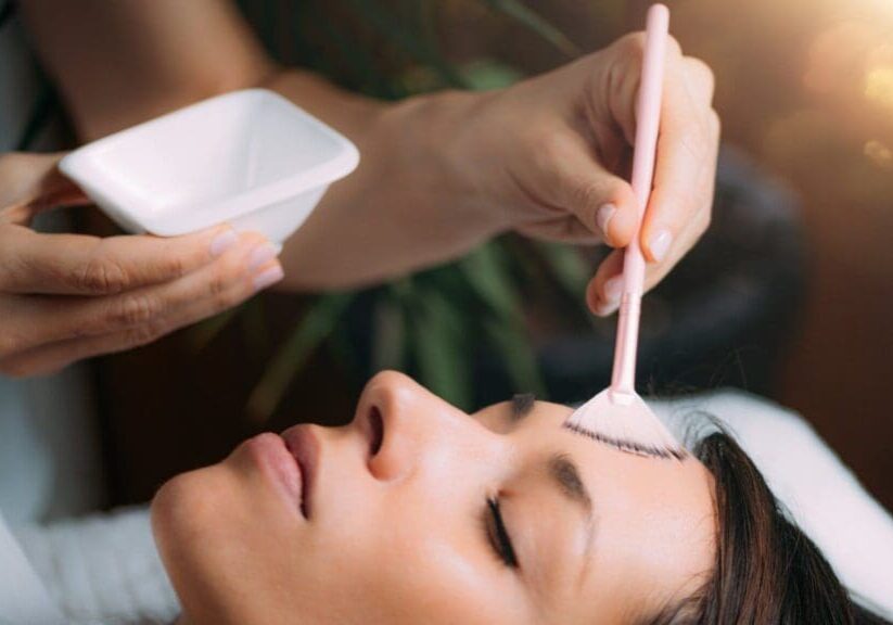 chemical peel face treatment with retinol serum